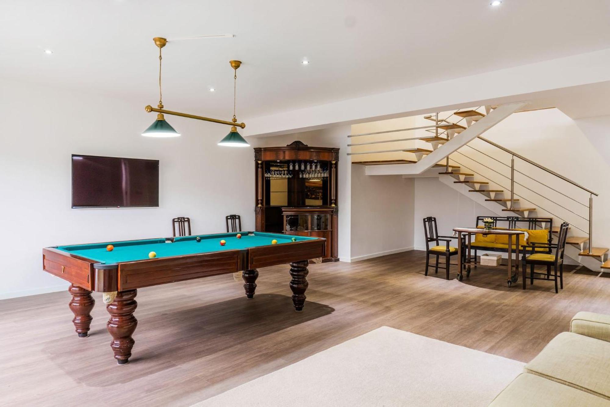 Santana House
